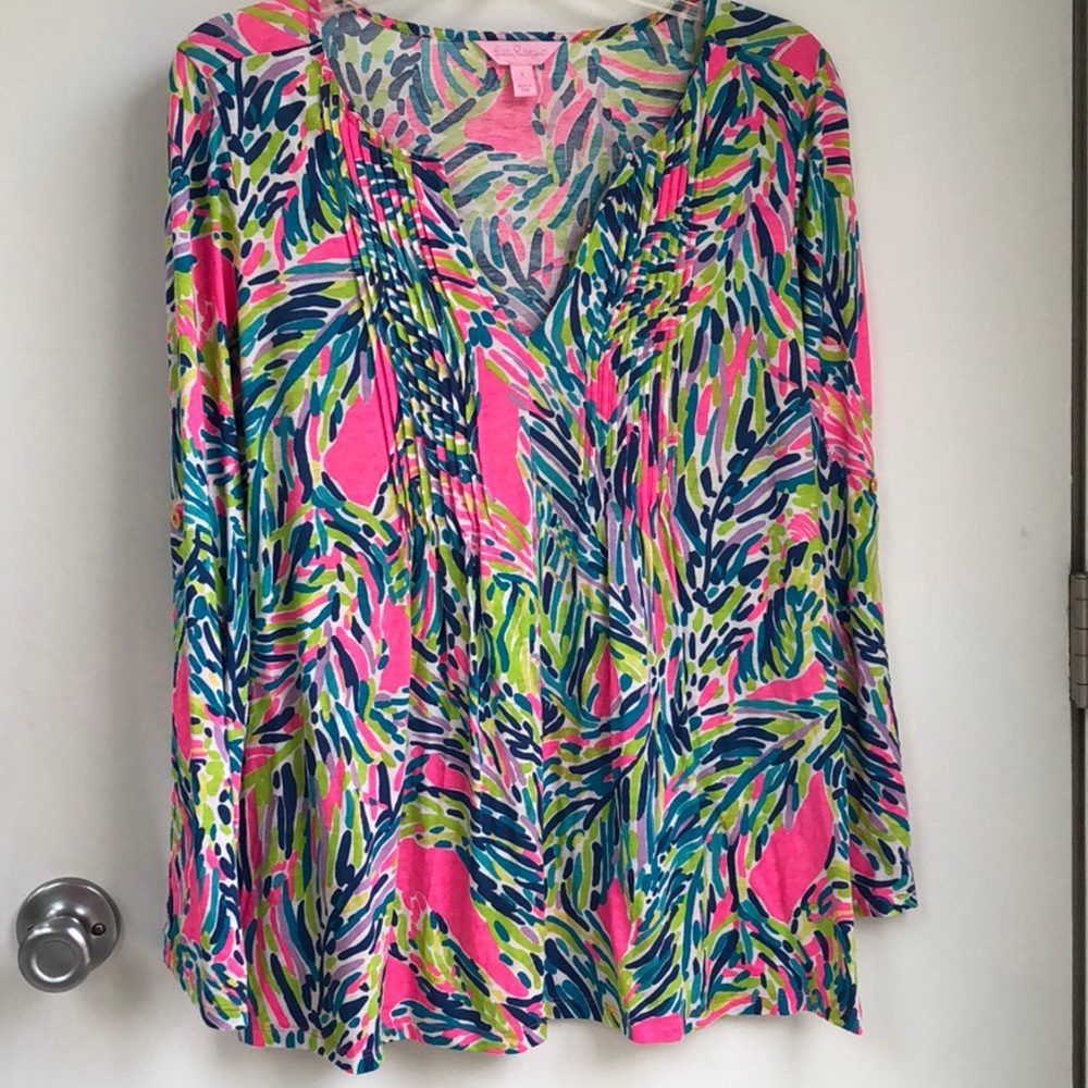 Lilly Pulitzer three quarter shirt